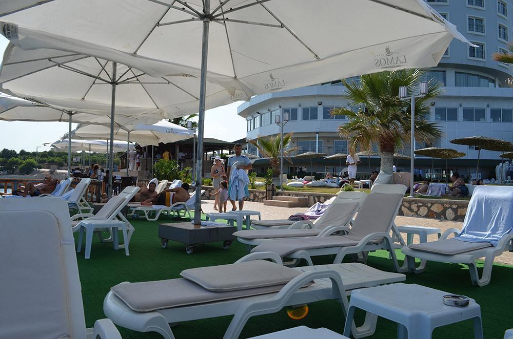 Lamos Resort Hotel & Convention Center Kumkuyu Ngoại thất bức ảnh
